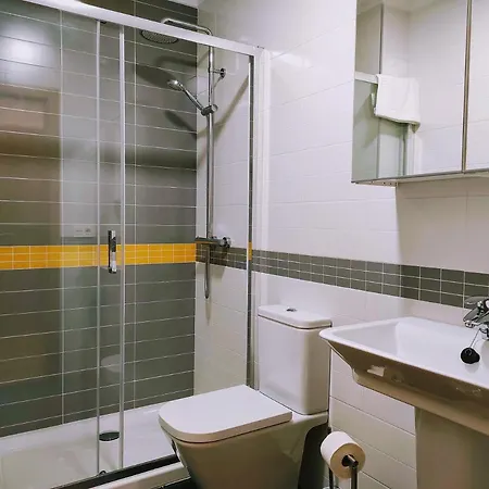Figueras 5 Apartment *